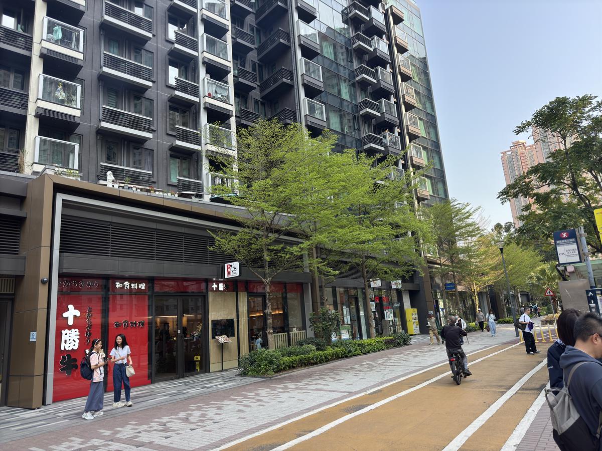 港商廈物業跌定 銀主盤仍活躍